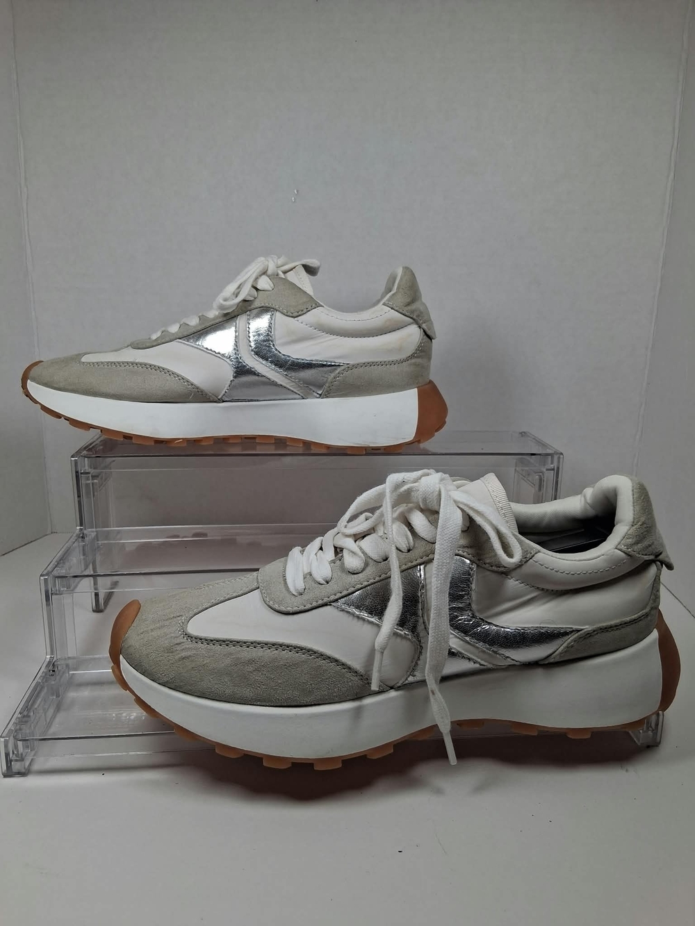 Steve Madden Escapade White Gray Silver Colorblock Metallic Low Top Lace Sz:8.5